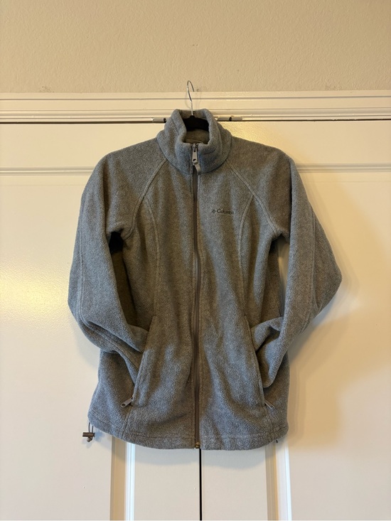 Columbia Jackets & Blazers - Columbia Light Gray Zip-Up Fleece Jacket